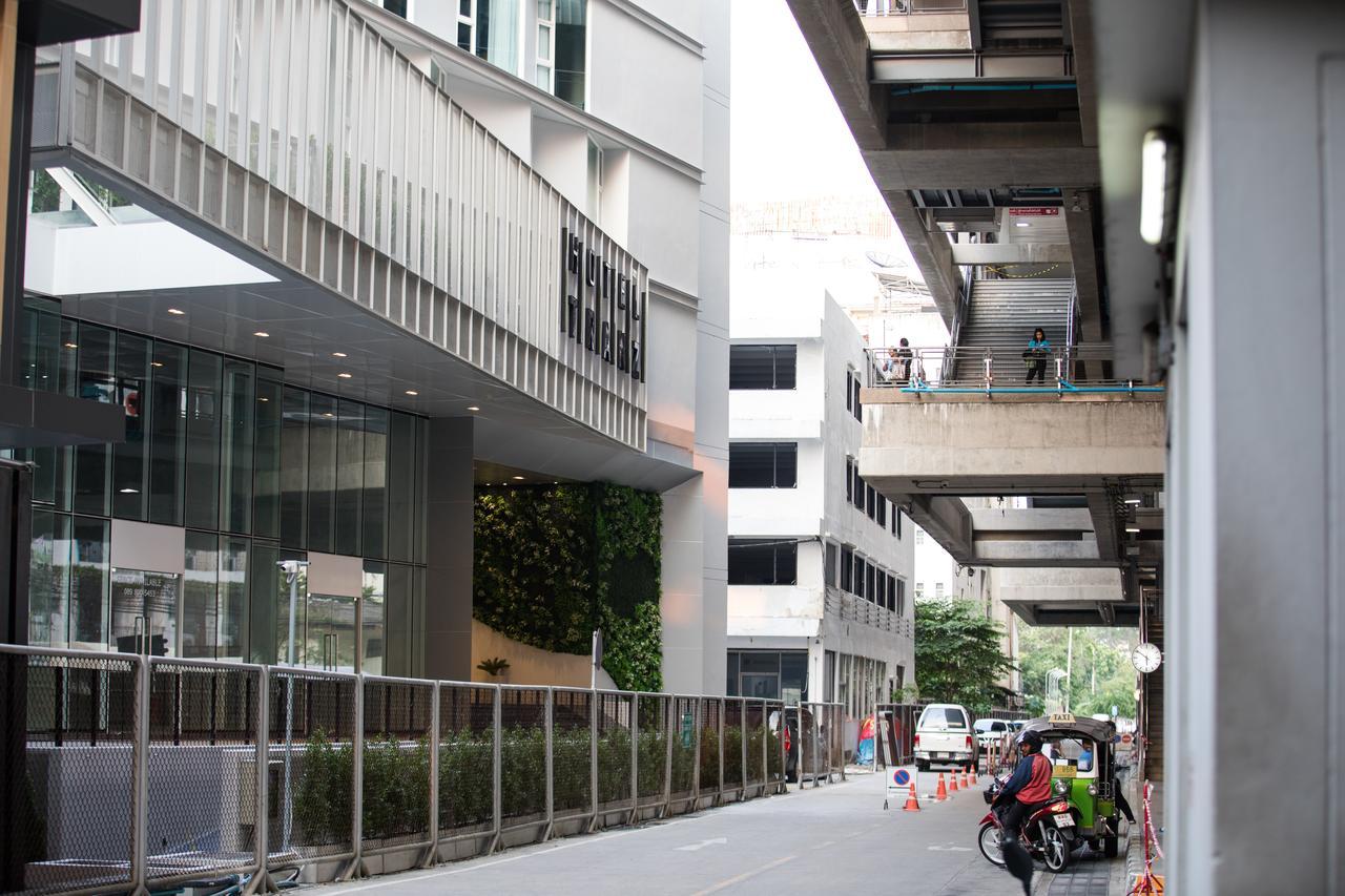 Hotel Tranz Bangkok Exterior photo